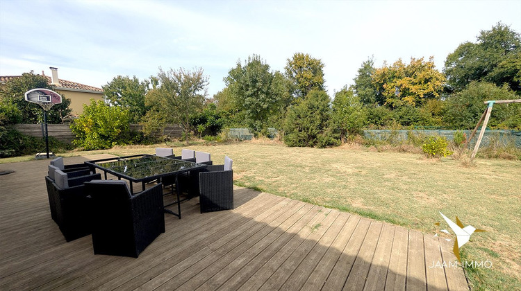 Ma-Cabane - Vente Maison Saint-Jean-de-Thurigneux, 133 m²