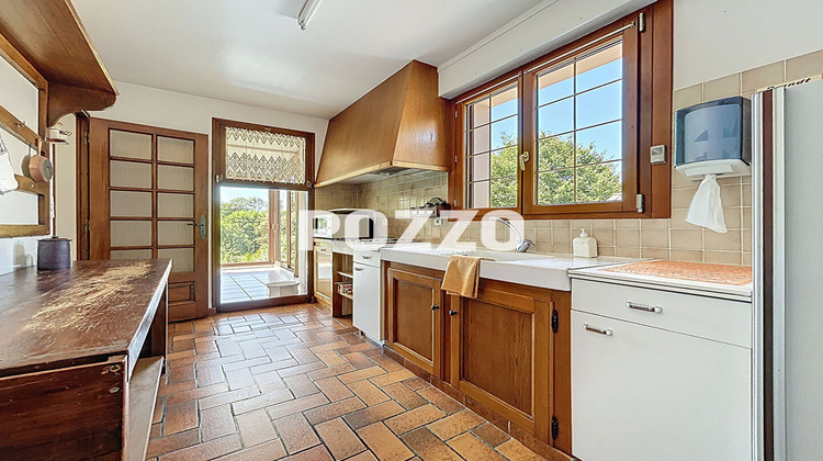 Ma-Cabane - Vente Maison SAINT-JEAN-DES-CHAMPS, 220 m²