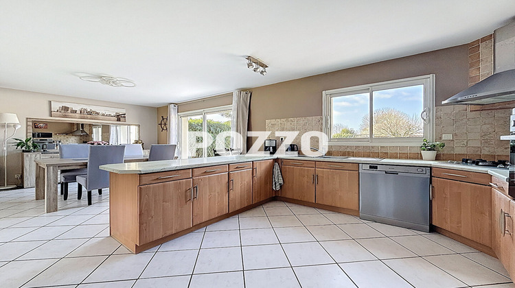 Ma-Cabane - Vente Maison SAINT-JEAN-DES-CHAMPS, 122 m²