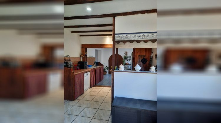 Ma-Cabane - Vente Maison Saint-Jean-et-Saint-Paul, 731 m²