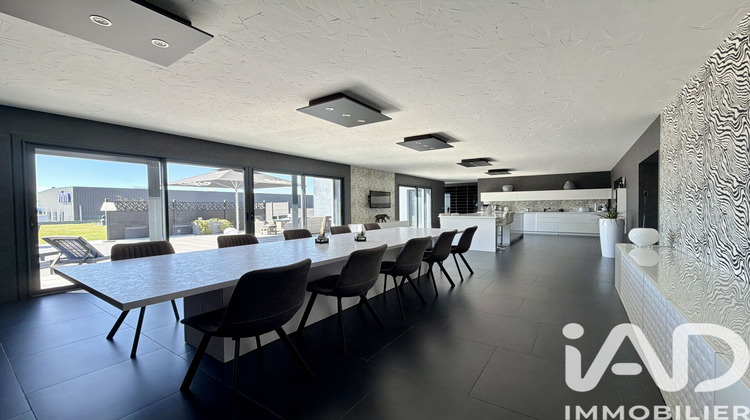 Ma-Cabane - Vente Maison Saint-Jean-Kourtzerode, 377 m²