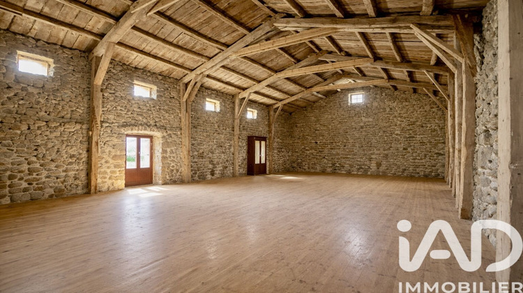 Ma-Cabane - Vente Maison Saint-Jean-Lachalm, 270 m²