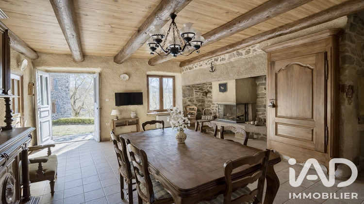 Ma-Cabane - Vente Maison Saint-Jean-Lachalm, 270 m²