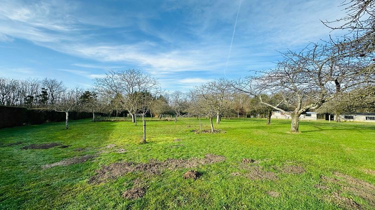 Ma-Cabane - Vente Maison SAINT-JEAN-LES-DEUX-JUMEAUX, 145 m²