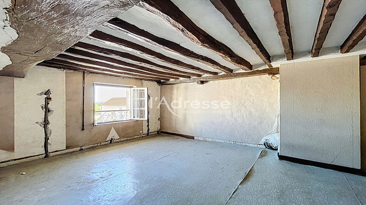 Ma-Cabane - Vente Maison SAINT-JEAN-LES-DEUX-JUMEAUX, 88 m²