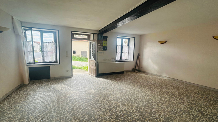 Ma-Cabane - Vente Maison SAINT-JEAN-LES-DEUX-JUMEAUX, 64 m²