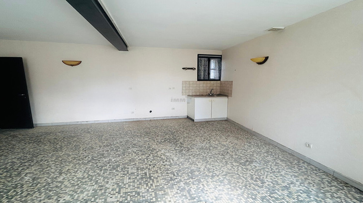 Ma-Cabane - Vente Maison SAINT-JEAN-LES-DEUX-JUMEAUX, 64 m²