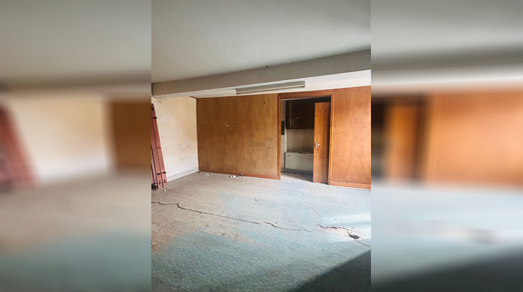 Ma-Cabane - Vente Maison SAINT-JEAN-LES-DEUX-JUMEAUX, 64 m²