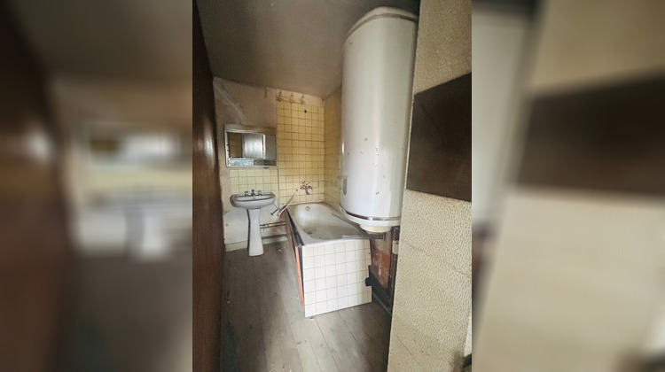 Ma-Cabane - Vente Maison SAINT-JEAN-LES-DEUX-JUMEAUX, 64 m²