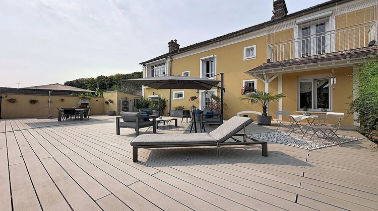 Ma-Cabane - Vente Maison SAINT-JEAN-LES-DEUX-JUMEAUX, 200 m²