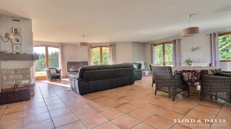 Ma-Cabane - Vente Maison Saint-Jean-Soleymieux, 220 m²