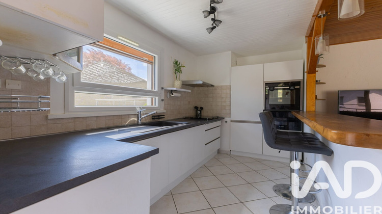 Ma-Cabane - Vente Maison Saint-Jeoire-Prieuré, 76 m²
