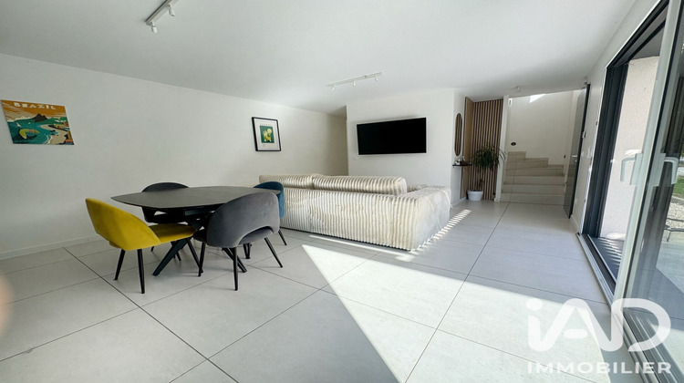 Ma-Cabane - Vente Maison Saint-Jeoire-Prieuré, 84 m²