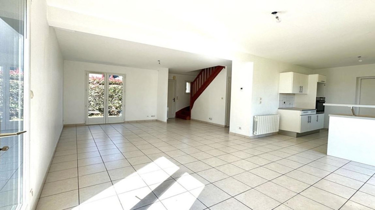 Ma-Cabane - Vente Maison SAINT JOUAN DES GUERETS, 103 m²