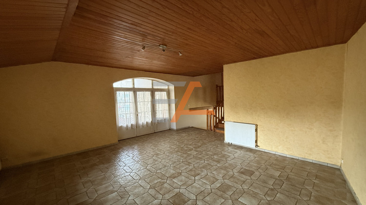 Ma-Cabane - Vente Maison Saint-Julien-Chapteuil, 110 m²