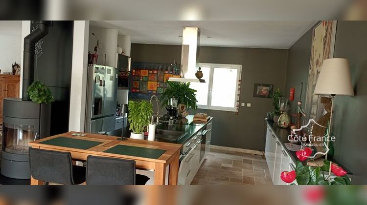 Ma-Cabane - Vente Maison Saint-Julien-de-Cassagnas, 210 m²