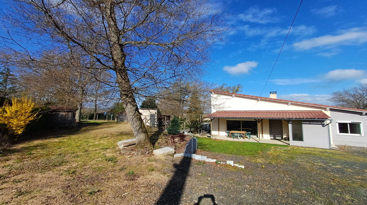 Ma-Cabane - Vente Maison Saint-Julien-de-Coppel, 95 m²
