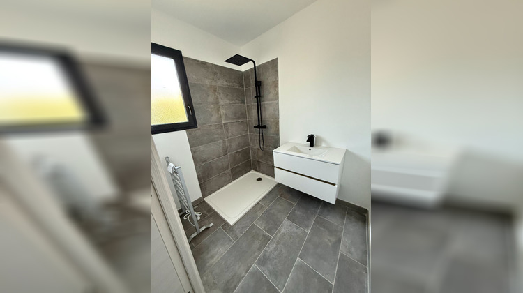 Ma-Cabane - Vente Maison SAINT-JULIEN-DE-PEYROLAS, 126 m²
