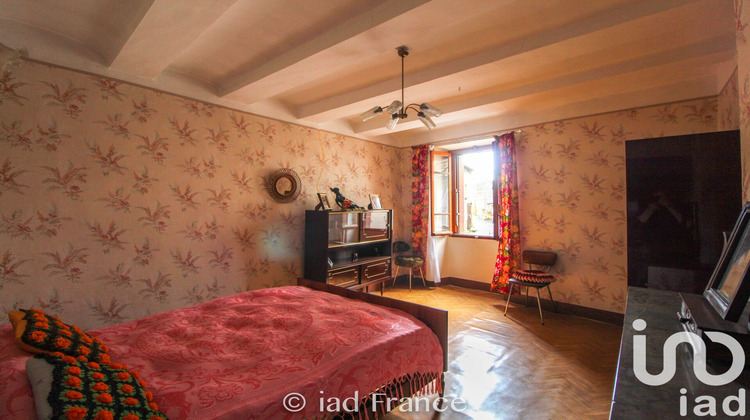 Ma-Cabane - Vente Maison Saint-Julien-de-Peyrolas, 133 m²