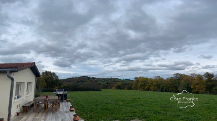 Ma-Cabane - Vente Maison SAINT JULIEN DE TOURSAC, 133 m²
