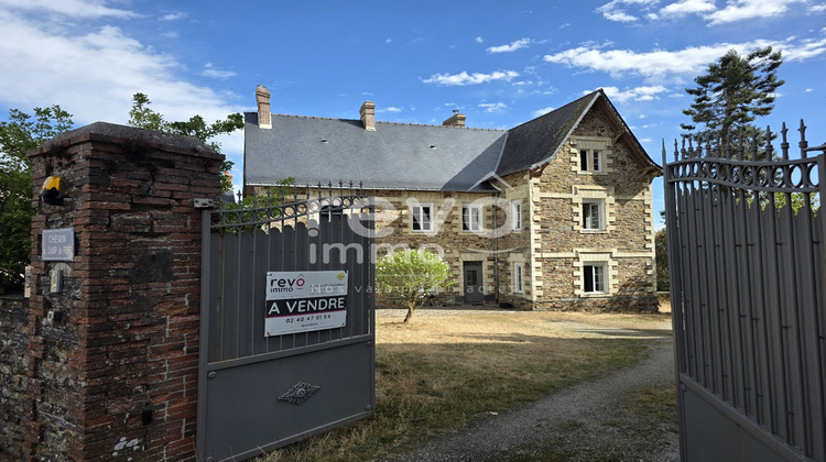 Ma-Cabane - Vente Maison SAINT JULIEN DE VOUVANTES, 191 m²