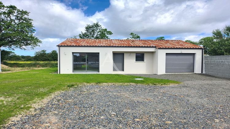 Ma-Cabane - Vente Maison SAINT-JULIEN-DES-LANDES, 89 m²