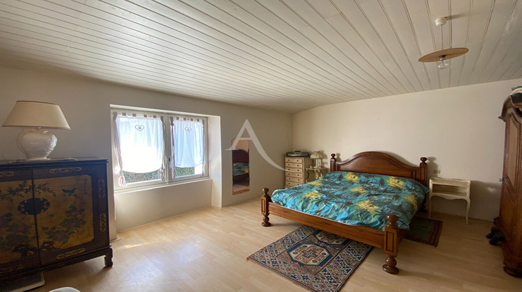 Ma-Cabane - Vente Maison SAINT-JULIEN-DES-LANDES, 99 m²