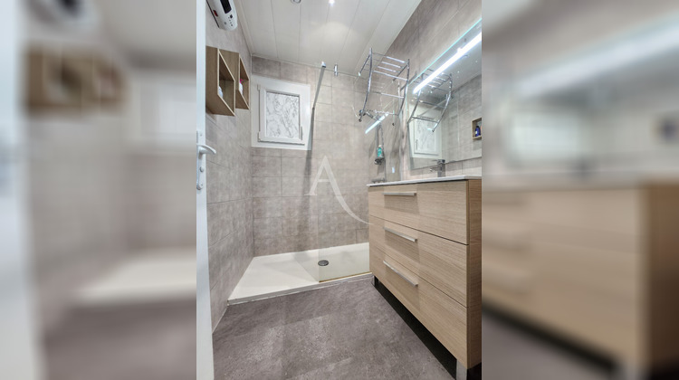 Ma-Cabane - Vente Maison SAINT-JULIEN-DES-LANDES, 123 m²