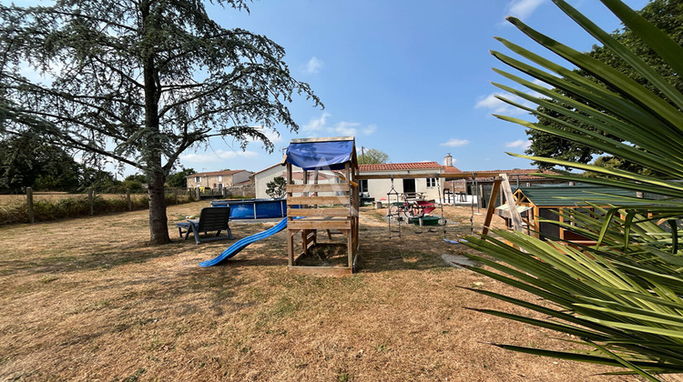 Ma-Cabane - Vente Maison SAINT-JULIEN-DES-LANDES, 105 m²
