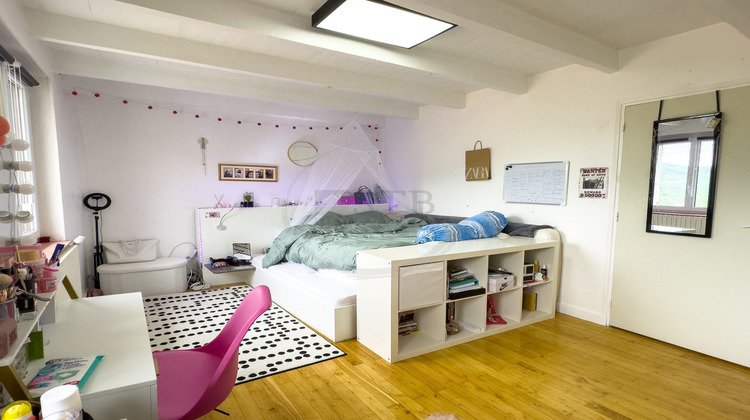 Ma-Cabane - Vente Maison Saint-Julien-du-Gua, 366 m²