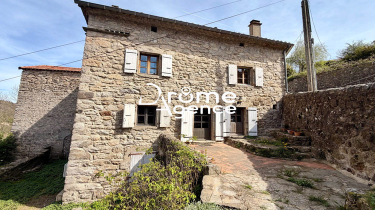 Ma-Cabane - Vente Maison Saint-Julien-du-Gua, 100 m²