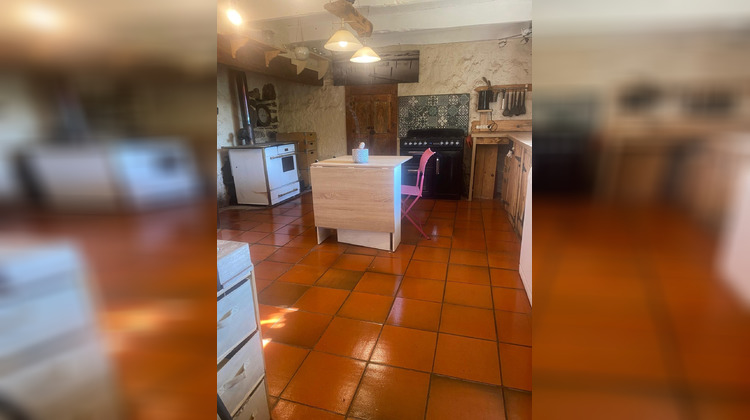 Ma-Cabane - Vente Maison SAINT JULIEN DU GUA, 154 m²