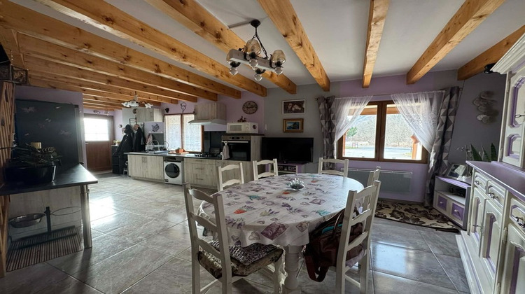 Ma-Cabane - Vente Maison SAINT JULIEN EN BEAUCHENE, 63 m²