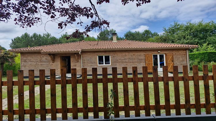 Ma-Cabane - Vente Maison SAINT-JULIEN-EN-BORN, 160 m²