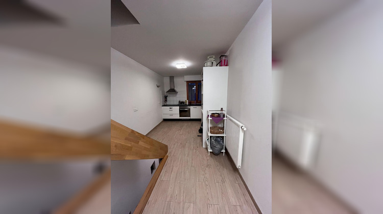 Ma-Cabane - Vente Maison SAINT-JULIEN-EN-GENEVOIS, 228 m²