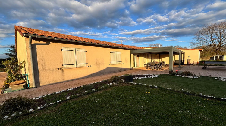 Ma-Cabane - Vente Maison Saint-Julien-l'Ars, 106 m²