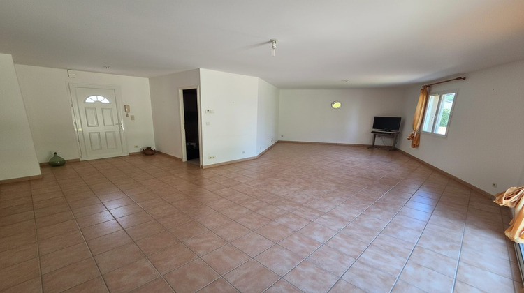 Ma-Cabane - Vente Maison Saint-Julien-l'Ars, 105 m²