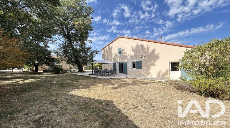 Ma-Cabane - Vente Maison Saint-Julien-l'Ars, 305 m²