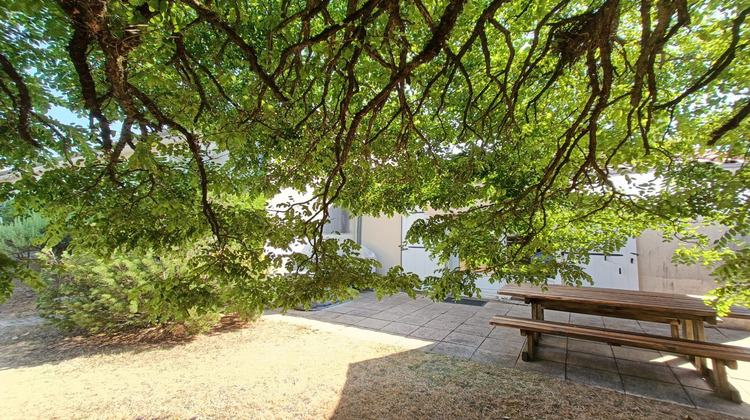 Ma-Cabane - Vente Maison Saint-Julien-l'Ars, 90 m²