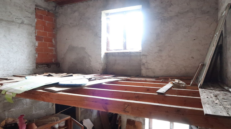 Ma-Cabane - Vente Maison SAINT JULIEN LA VETRE, 36 m²