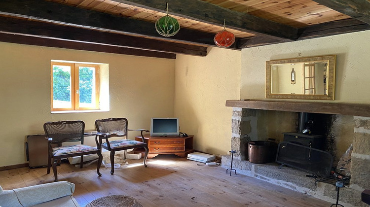 Ma-Cabane - Vente Maison Saint-Julien-le-Petit, 111 m²