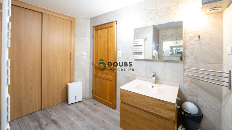 Ma-Cabane - Vente Maison SAINT-JULIEN-LES-RUSSEY, 270 m²