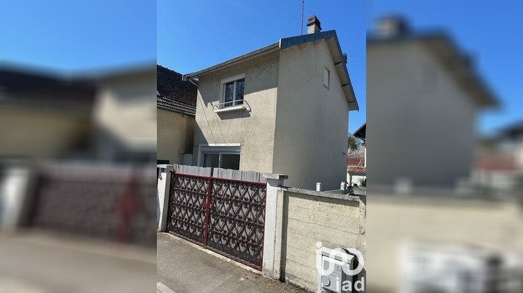 Ma-Cabane - Vente Maison Saint-Julien-les-Villas, 53 m²