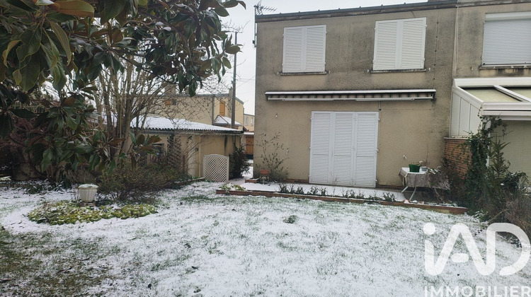 Ma-Cabane - Vente Maison Saint-Julien-les-Villas, 82 m²