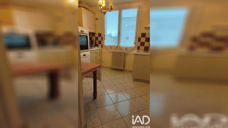 Ma-Cabane - Vente Maison Saint-Julien-les-Villas, 82 m²