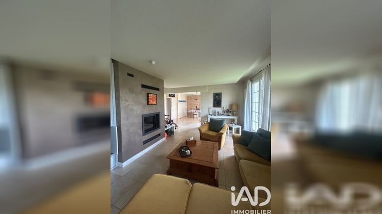 Ma-Cabane - Vente Maison Saint-Julien-les-Villas, 137 m²