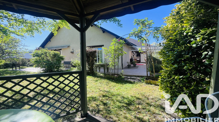 Ma-Cabane - Vente Maison Saint-Julien-les-Villas, 170 m²