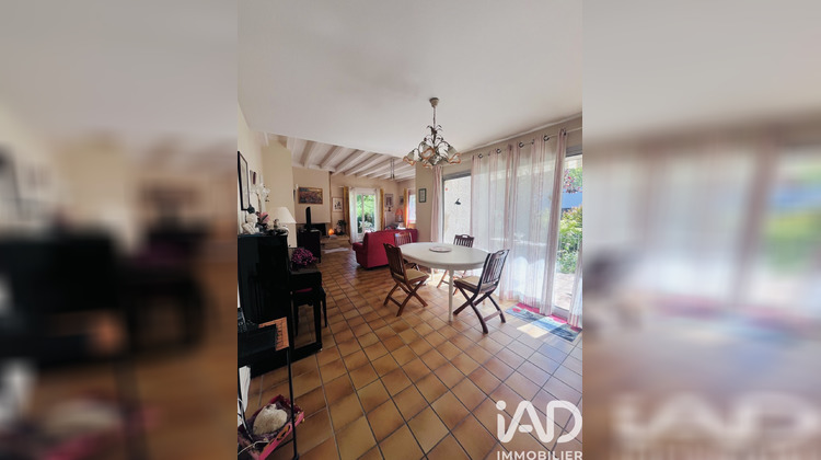 Ma-Cabane - Vente Maison Saint-Julien-les-Villas, 170 m²