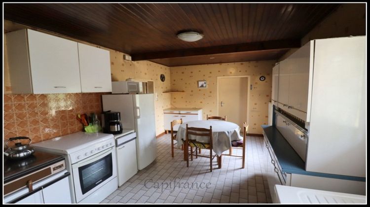 Ma-Cabane - Vente Maison SAINT JULIEN SUR REYSSOUZE, 78 m²