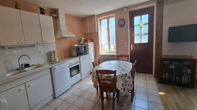 Ma-Cabane - Vente Maison SAINT JULIEN SUR REYSSOUZE, 70 m²